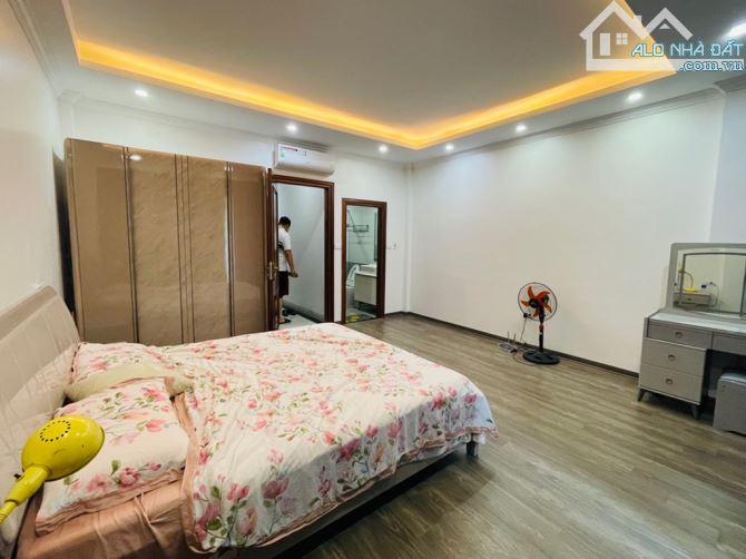 Vip! Bán nhà phố Hoa Bằng - Cầu Giấy, thang máy nhập, ô tô vào nhà, 42m2 x7T, chỉ 12.8 tỷ - 3