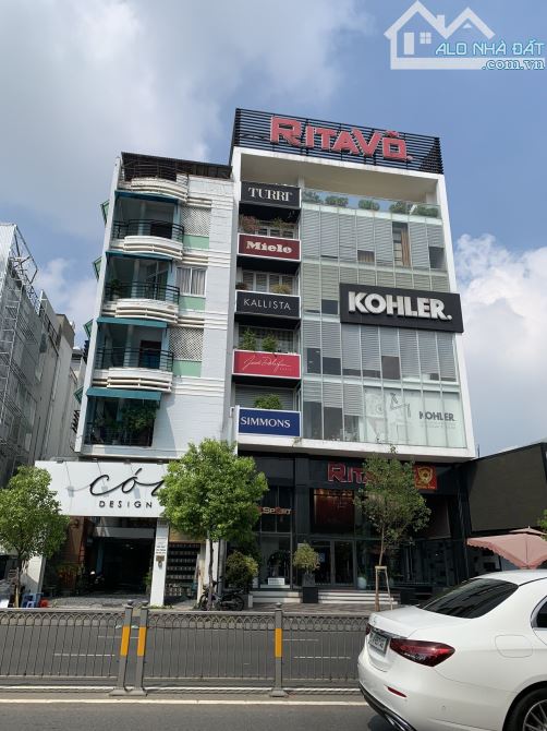 Building Mặt tiền Cộng Hòa, ngay Lotte Mart, Q.Tân Bình- DT: 8.1x30m Hầm 8 tầng 72 tỷ