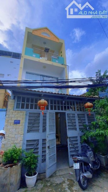 Bán Nhà Nguyễn Văn Quỳ Quận 7, 82M2, (5x16.5) 3 Tầng, BTCT, 4PN, HXH, Chỉ 7,9 Tỷ