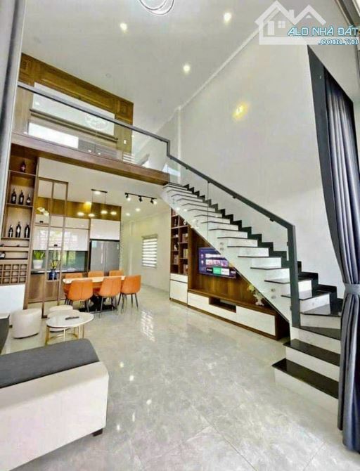 Bán Nhanh Nhà Mới Gác Lửng Sân Ôtô, Thổ Cư 100% Sổ Riêng, Ngay trường THCS Thạnh Phú