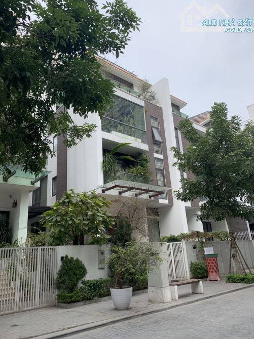 Biệt Thự Lô Góc Imperia 203 Nguyễn Huy Tưởng -Thanh Xuân, Dt 170m2 5 tầng Thang Máy, 1 Hầm