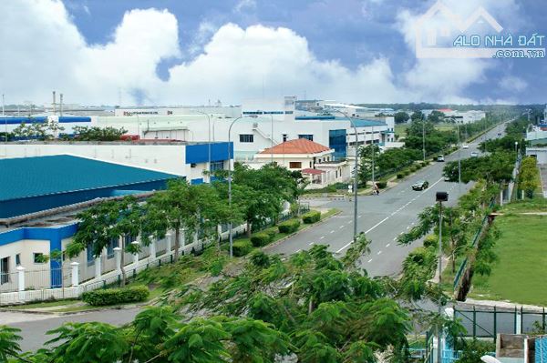 Bán 28000m đất công nghiệp tại Bình Giang trả tiền 1 lần chỉ 2.3tr/m đường rộng 50m