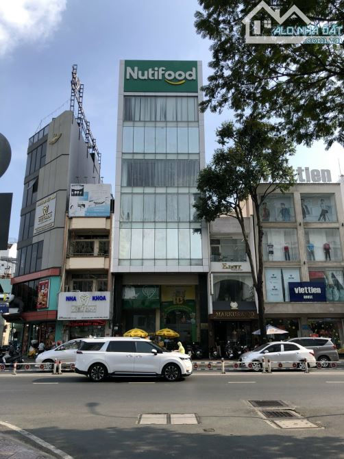 Cho thuê tòa nhà Nutifood (diện tích: 8 x 20m) hầm 8 tầng, Khách thuê vào hoạt động ngay