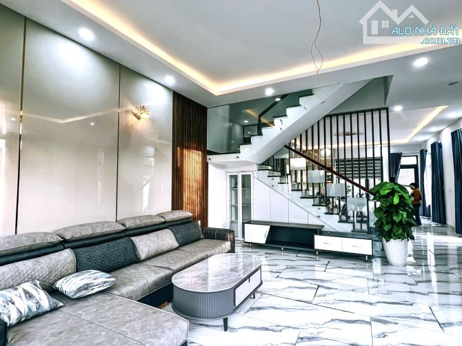 VILLA SANG TRỌNG MẶT TIỀN KQH AN SƠN P4 KHU NGHỈ DƯỠNG CAO CẤP ĐÀ LẠT 16TỶ5 - 1