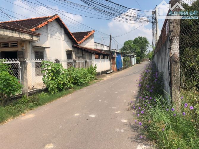 BÌNH DƯONG - BÁN NHÀ NÁT THỦ DẦU MỘT, DT 9x20m, GIÁ 2.4 TỶ - 1