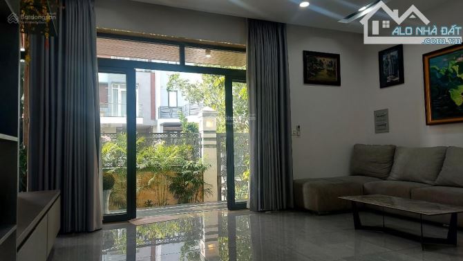 Biệt thự đường D2 khu Saigon Mystery Villas Phường Bình Trưng Tây TP.Thủ Đức - DT 10x15.5 - 3