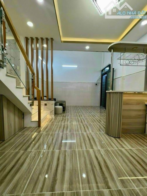 Nhà mới Gần 50m2 Phạm Văn Chí Q.6 ở ngay Chỉ 4.55 Tỷ - 3