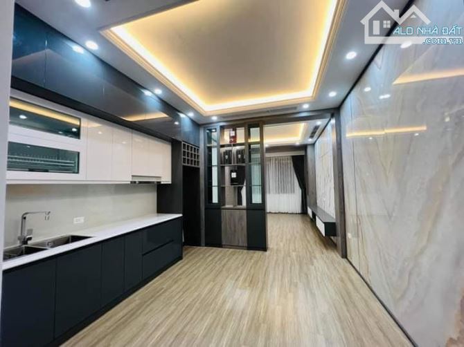 BÁN NHÀ LÔ GÓC, Ô TÔ TRÁNH, NGÕ THÔNG KD, 12.8 TỶ 46m2 5 TẦNG, HOÀNG VĂN THÁI, THANH XUÂN - 3