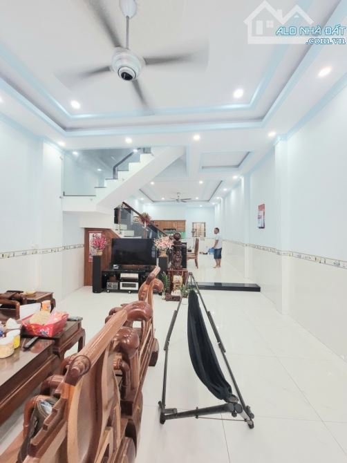 NHÀ ĐẸP LINH XUÂN - 90M2 ( 5x18) -  HẺM Ô TÔ - 3 TẦNG - 3PN - CHỈ HƠN 4 TỶ MỚI KENG THÍCH - 3