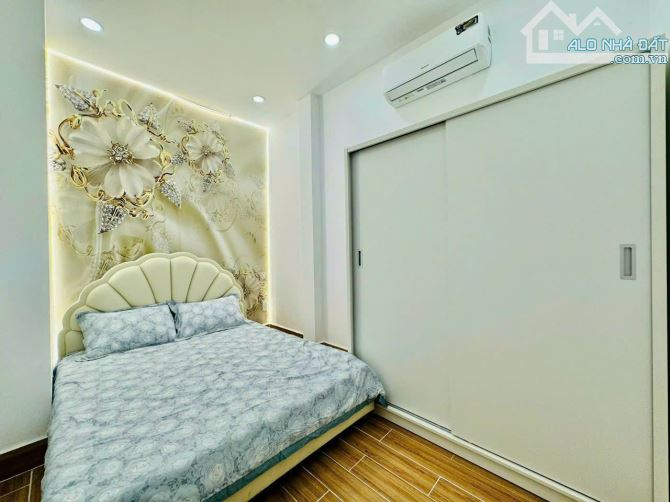 Nhà hẻm 5m, 4 tầng đẹp lung linh, DT: 4.1m x 12m, 5.98 tỷ TL - 5