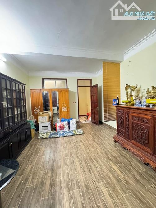 NHÀ 6 TẦNG TRẦN QUANG DIỆU 45M2 - PHÂN LÔ - Ô TÔ TRÁNH - PHỐ  KINH DOANH - 5