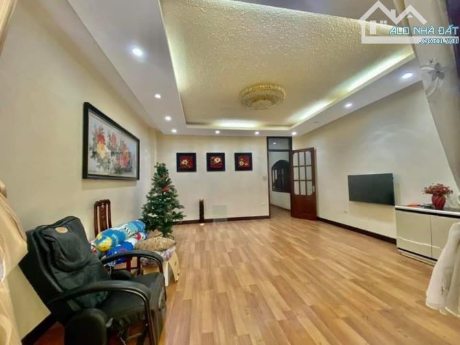 Bán nhà 46m2 Giải Phóng, ngõ ô tô tránh, ở ngay, 2 mặt thoáng - 5