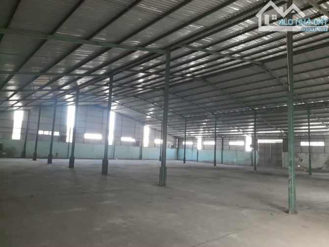 Cho thuê nhà xưởng 1300m2 phường Tân Thới Hiệp Quận 12