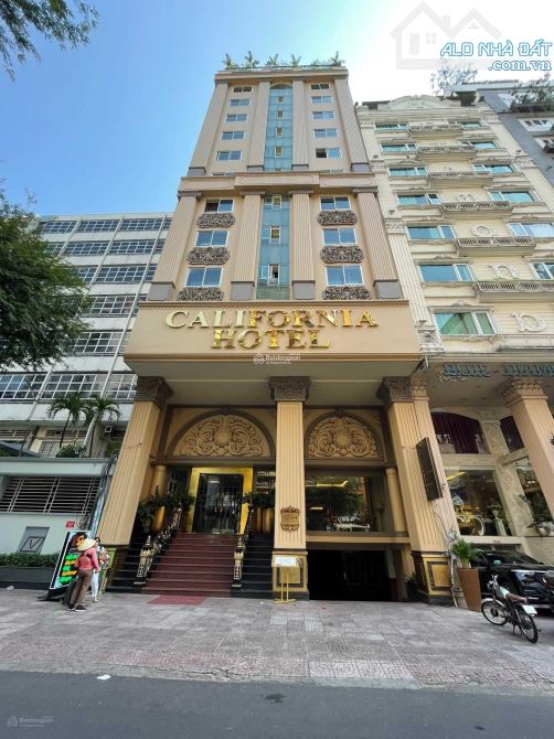 Bán toà nhà văn phòng hầm 11 tầng mặt tiền Hoàng Hoa Thám - cổng T3 sân bay, 3000 m2 sàn