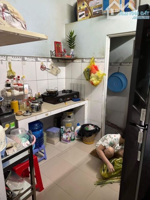 Nhà hẻm thông Nguyễn Văn Luông, 40 m2,chia thành 2 căn đang cho thuê, XH cách nhà 3 bước - 1