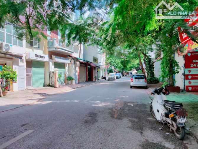 Cực Đẹp, Nhà phố Ái Mộ, Phân Lô, Vỉa Hè, Kinh Doanh, 6 Tầng, Trung Tâm Của Trung Tâm. - 2
