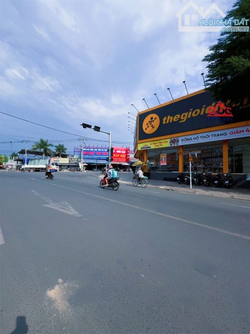 Bán lô đất 261m2 mặt tiền đường Nguyễn Hoàng Gần KCN Bầu Xéo Sông Trầu Trảng Bom ĐN. - 2