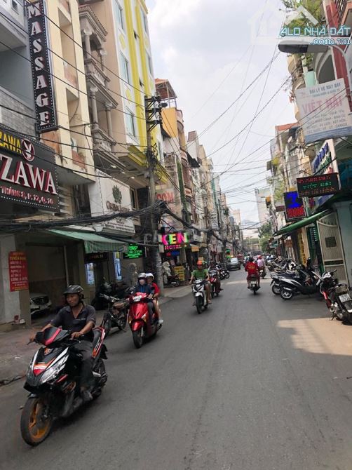 Cho thuê mặt bằng cho ở lại_ Thoại Ngọc Hầu, Tân Phú