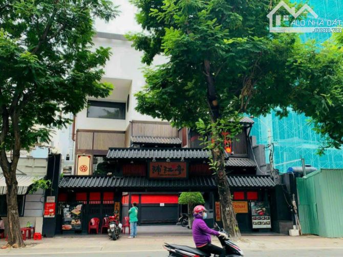 Vô Địch ! Bán nhà MT đường Trà Khúc Q.Tân Bình, DT: 13x 20m ( 260m2 ) giá 55 tỷ ,hđt 200tr