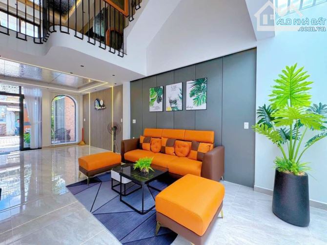 Lên Sóng 2 Em Hoa Hậu Chân Siêu Dài🆘 Đường Số 27🆘 Lê Đức Thọ Phường 6🆘4X19M 4 LẦU - 10