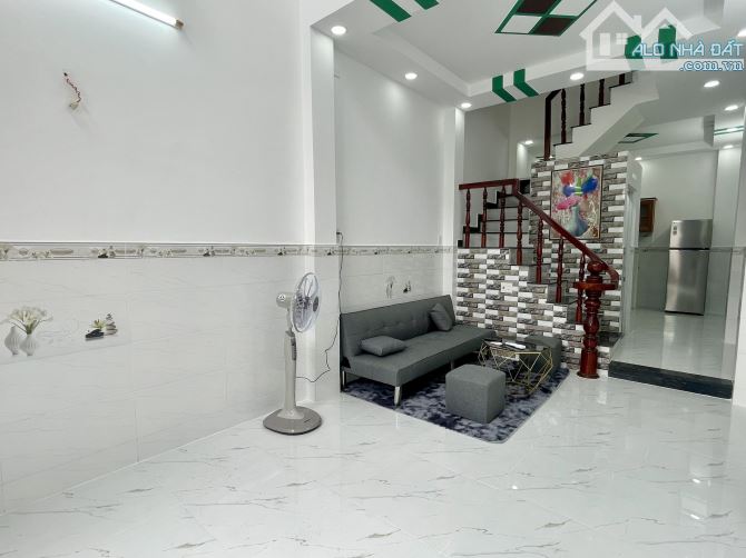 Bán Nhà Riêng 40m2, Sổ Hồng Hoàn Công, Nhà mới Ở Ngay - 1