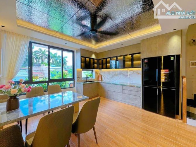 Lên Sóng 2 Em Hoa Hậu Chân Siêu Dài🆘 Đường Số 27🆘 Lê Đức Thọ Phường 6🆘4X19M 4 LẦU - 15