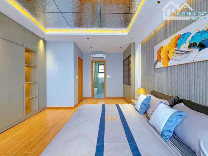 Lên Sóng 2 Em Hoa Hậu Chân Siêu Dài🆘 Đường Số 27🆘 Lê Đức Thọ Phường 6🆘4X19M 4 LẦU - 18