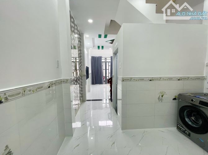 Bán Nhà Riêng 40m2, Sổ Hồng Hoàn Công, Nhà mới Ở Ngay - 2