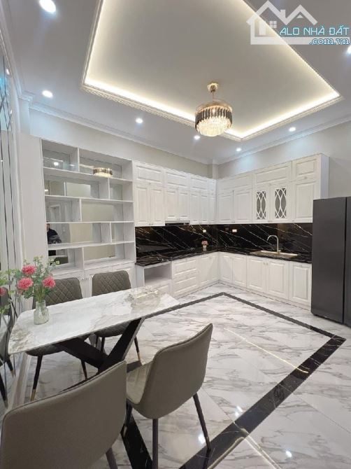 Bán nhà Tân Mai 59m2, có gara, 5 tầng, 5 phòng ngủ - 2