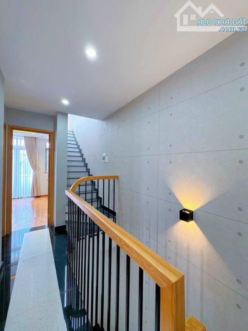 Lên Sóng 2 Em Hoa Hậu Chân Siêu Dài🆘 Đường Số 27🆘 Lê Đức Thọ Phường 6🆘4X19M 4 LẦU - 23