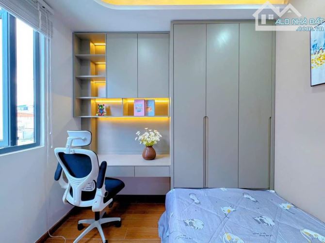Lên Sóng 2 Em Hoa Hậu Chân Siêu Dài🆘 Đường Số 27🆘 Lê Đức Thọ Phường 6🆘4X19M 4 LẦU - 25