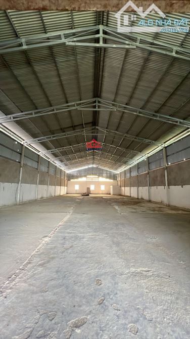 Cho thuê xưởng 720m2 p. Long Bình cách quốc lộ 1A 150m giá 30 triệu - 3