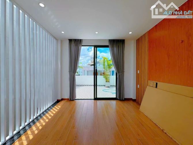 Lên Sóng 2 Em Hoa Hậu Chân Siêu Dài🆘 Đường Số 27🆘 Lê Đức Thọ Phường 6🆘4X19M 4 LẦU - 34
