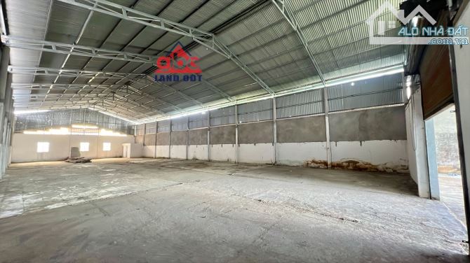 Cho thuê xưởng 720m2 p. Long Bình cách quốc lộ 1A 150m giá 30 triệu - 4