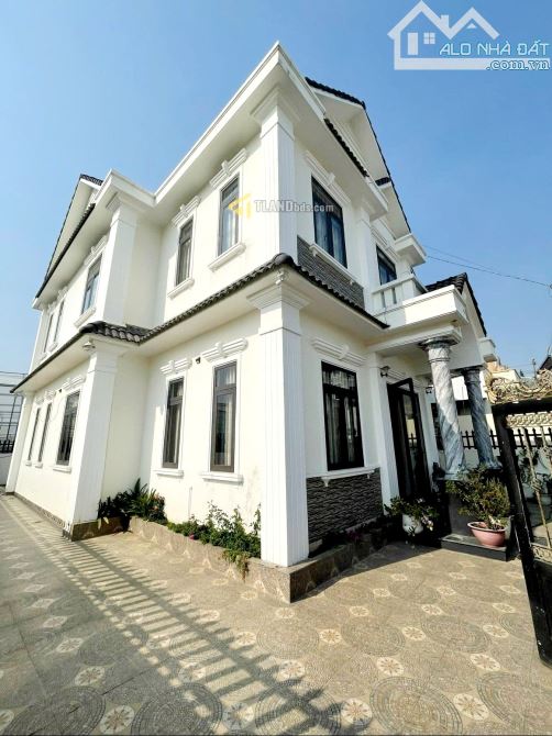 VILLA ĐƯỜNG Ô TÔ NGUYỄN CÔNG TRỨ P8 243 M2 10 TỶ