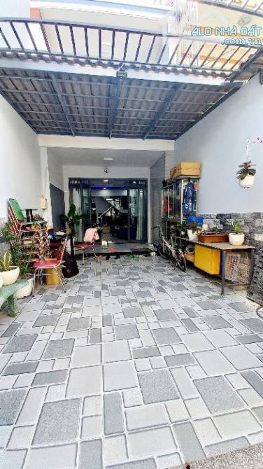 -Bán nhà quận 7, gần HTP, 92,5m2, 8.x tỷ - 1