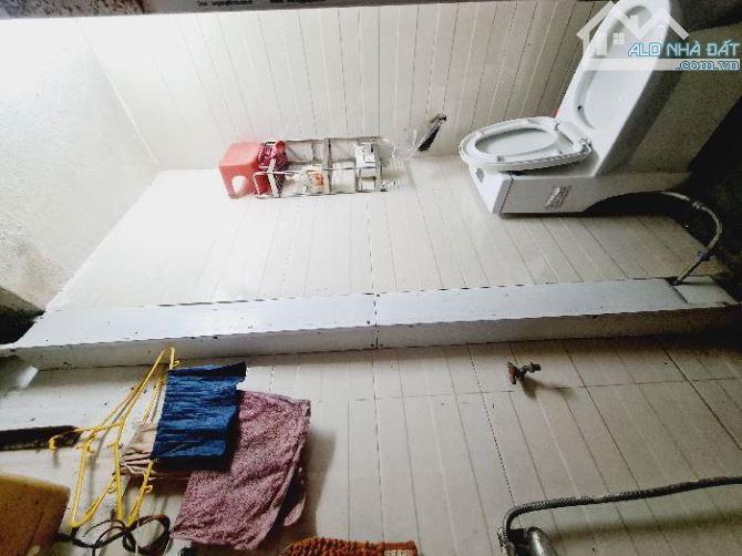 ĐẤT VÀNG Hàng Vôi Lò Sũ, MỘT NHÀ RA PHỐ, SÂN RỘNG THOÁNG – 22m chỉ 6.3 tỷ - ĐẦY TRIỂN VỌNG - 2