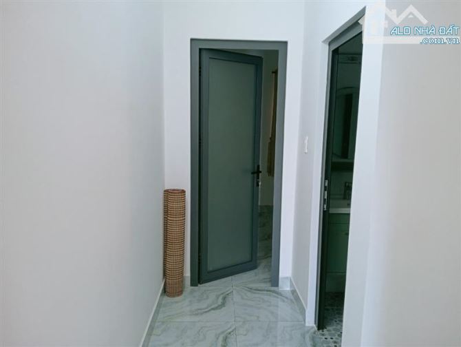 Nhà 2 Tầng Mới Đẹp Hẻm Xe Hơi Hoàng Hữu Nam, 65m2, Tặng Nội Thất, Long Thạnh Mỹ, Quận 9 - 3