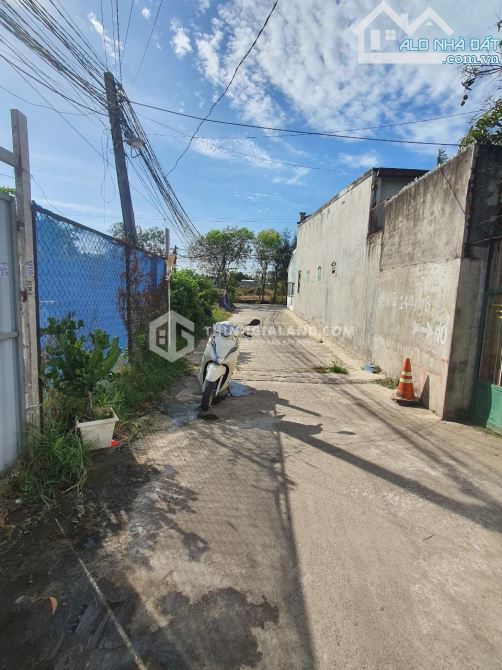 CHỦ CẦN BÁN LÔ ĐẤT VUÔNG 180M2 - NGANG 10M - ĐÔ LƯƠNG P.11- GIÁ CHỈ 2 TỶ - 3
