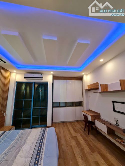 Bán nhà 3 tầng kiệt 3m Hoà Cường . Dt 50m2 3pn nhà xây kiên cố ở gia đình trung tâm tốt - 4