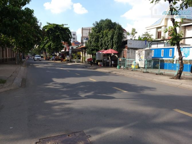 Bán đất hẻm xe hơi đường 41 Phường Thảo Điền Quận 2  giá 16,5 tỷ - 5