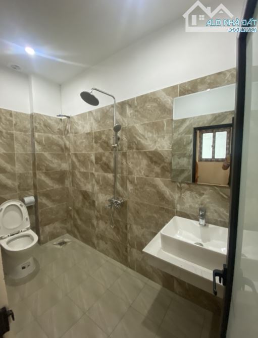 Bán nhà mặt Ngõ to Kinh doanh  5 tầng Biên Giang 34m² lô góc 3 măt thoáng - 7