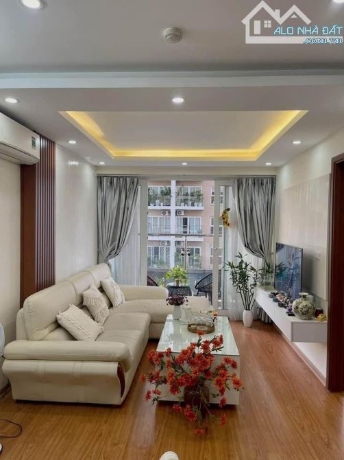 bán căn hộ 2Pn 68m2 Full nội thât tại trung tâm du lịch Bãi Cháy, Hạ Long