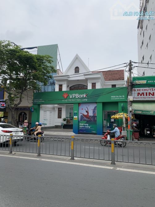 Bán nhà Nguyễn Thị Thập ( 12x30m ) 318m2 , VPBANK đang thuê 130tr/tháng