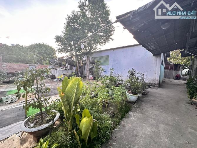 Bán đất kiệt Trường Chinh gần Cầu Vượt Hoà Cầm. Diện tích lớn giá bao rẻ