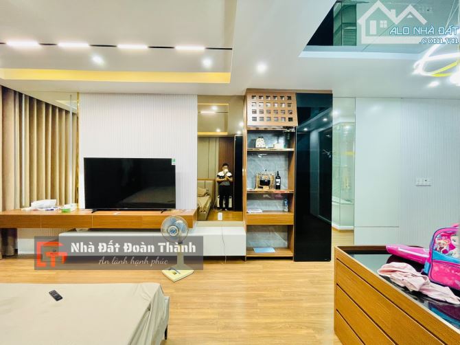 Nhà phố dân xây độc lập trung tâm phố Lê Hồng Phong - 10