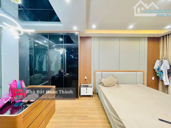 Nhà phố dân xây độc lập trung tâm phố Lê Hồng Phong - 11