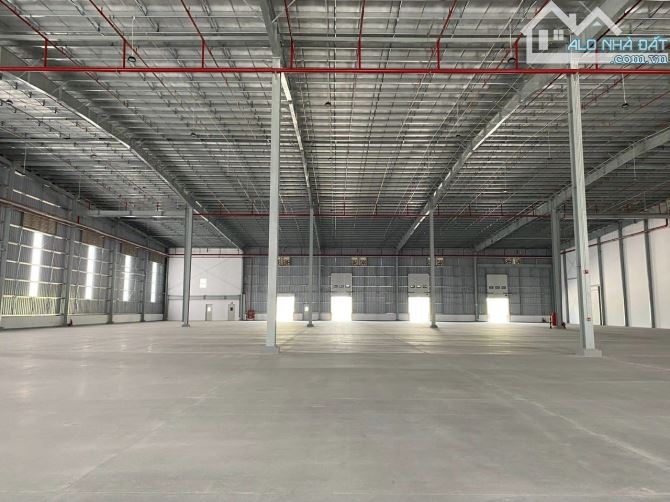 Cho thuê kho xưởng kv:5.000m2,xd: 3.000m2,110k/m2, Quốc Lộ 1A,Bình Tân - 1