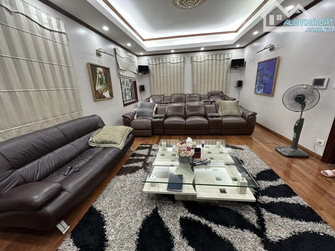 Chủ bán gấp căn biệt thự VIP Bùi Xuân Phái, Mỹ Đình 2, 125m2, 5 tầng chỉ nhỉnh 30 tỷ - 4