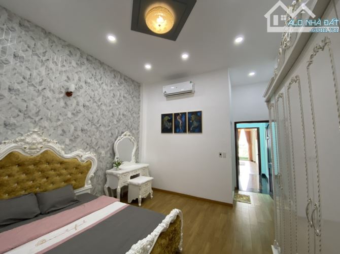 💥 Bán nhà khu sang 766 Lạc Long Quân – 4 x 20m, 5 tầng, giá 11.8 tỷ LT - 2